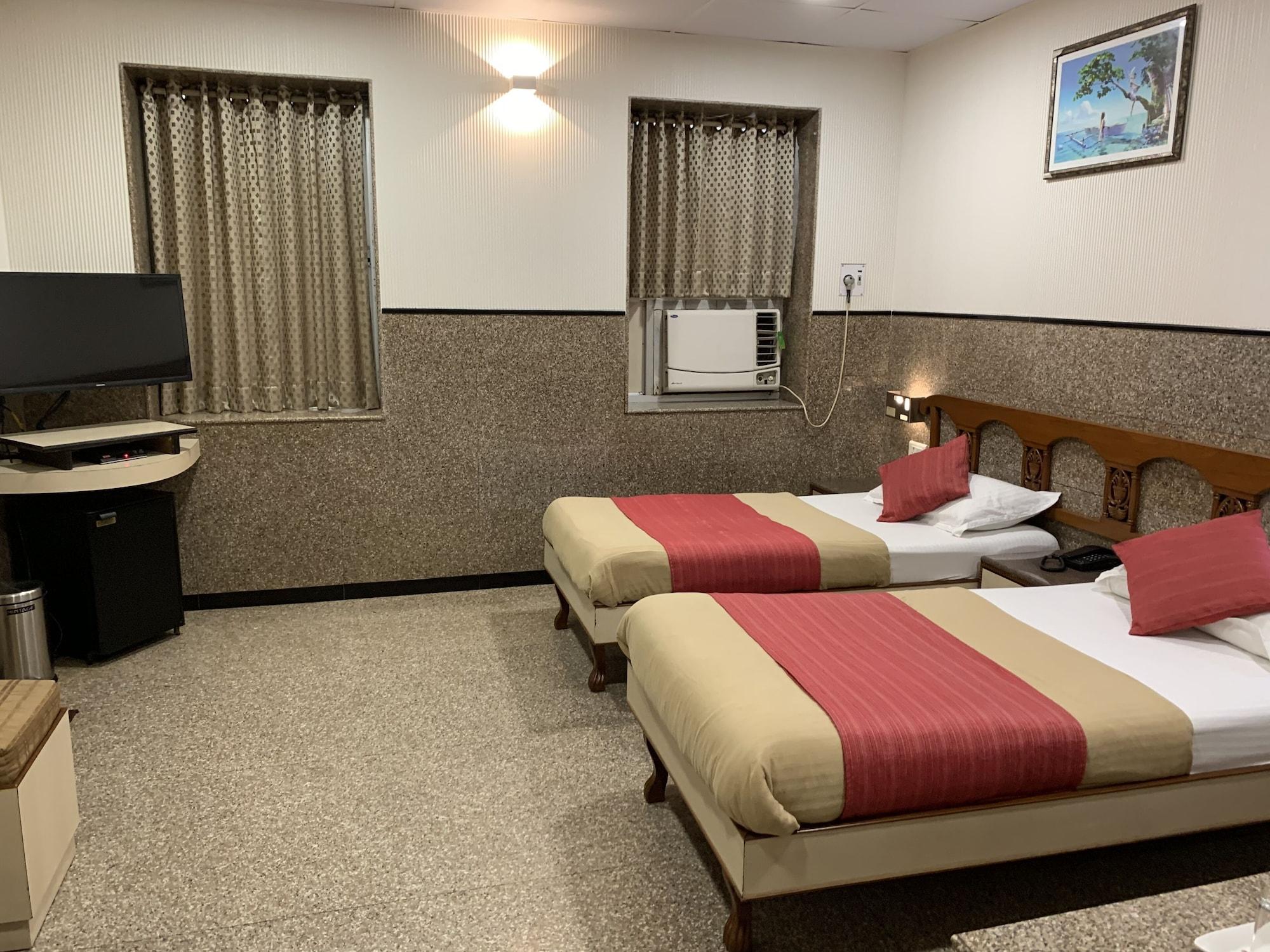 Hotel Royal Castle Mumbai Exterior photo