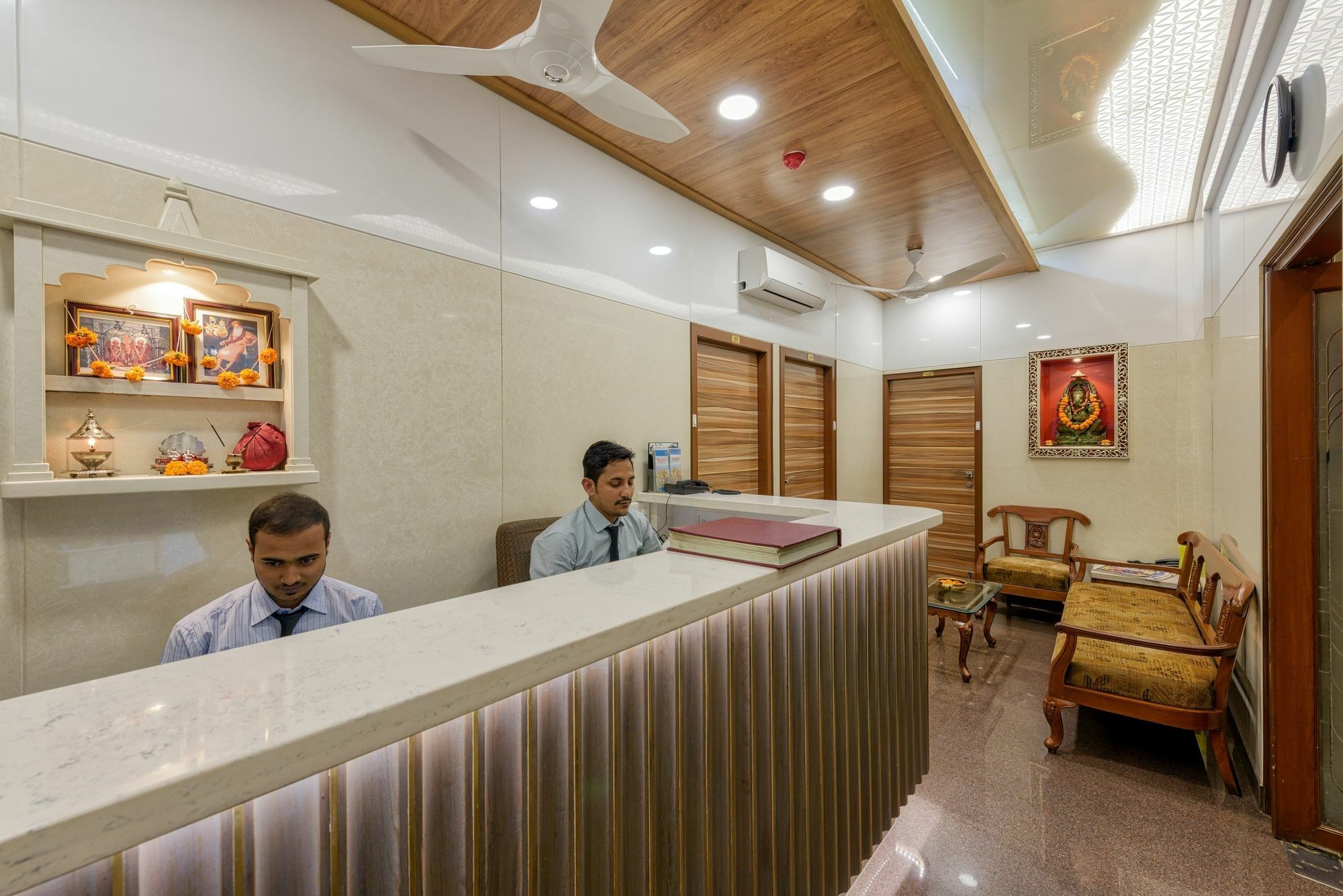Hotel Royal Castle Mumbai Exterior photo